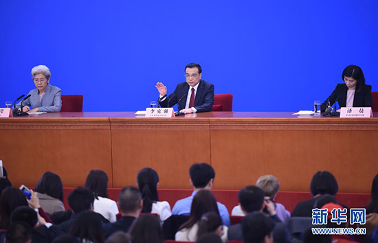李总理回答中外记者提问 听听中国最“强”音