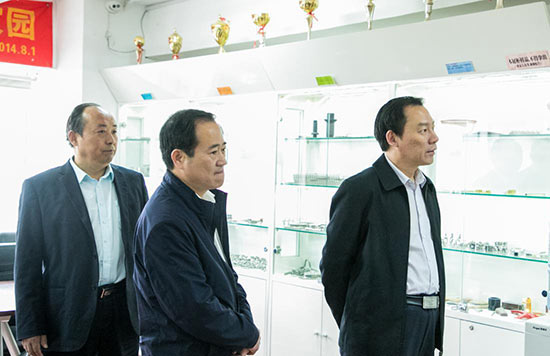 菏泽市县党委莅临中科创新视察指导工作
