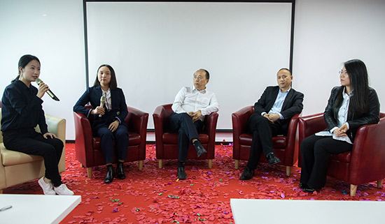 中科创新集团就整体框架和发展前景开展现场座谈会